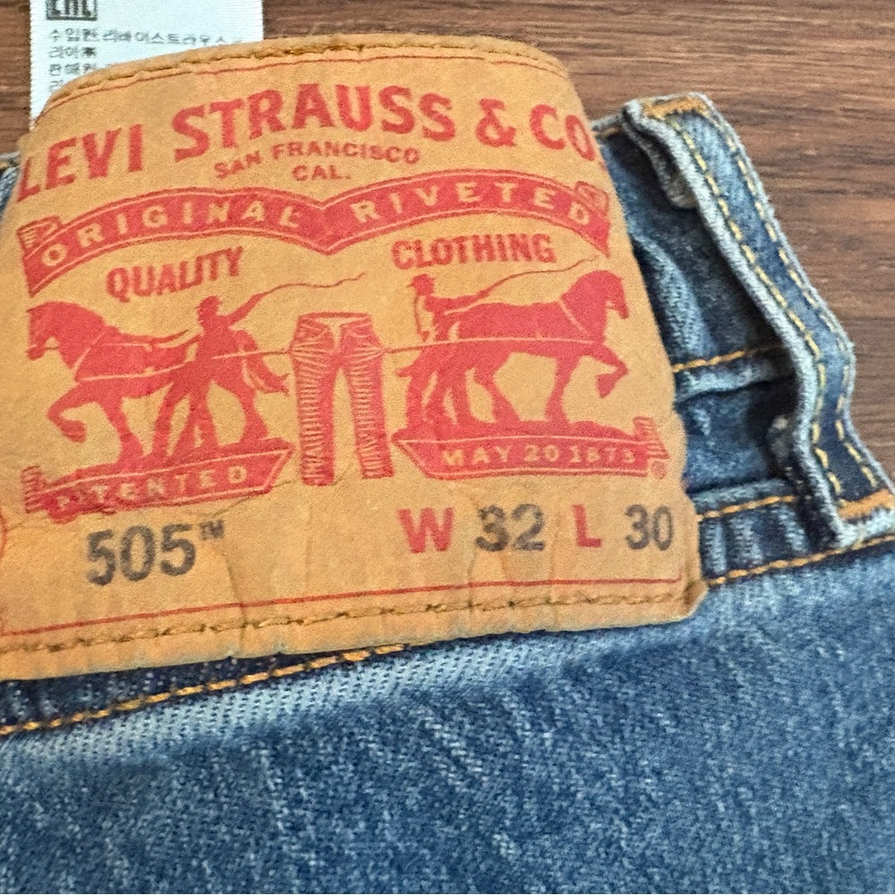 Levi’s 505 jeans